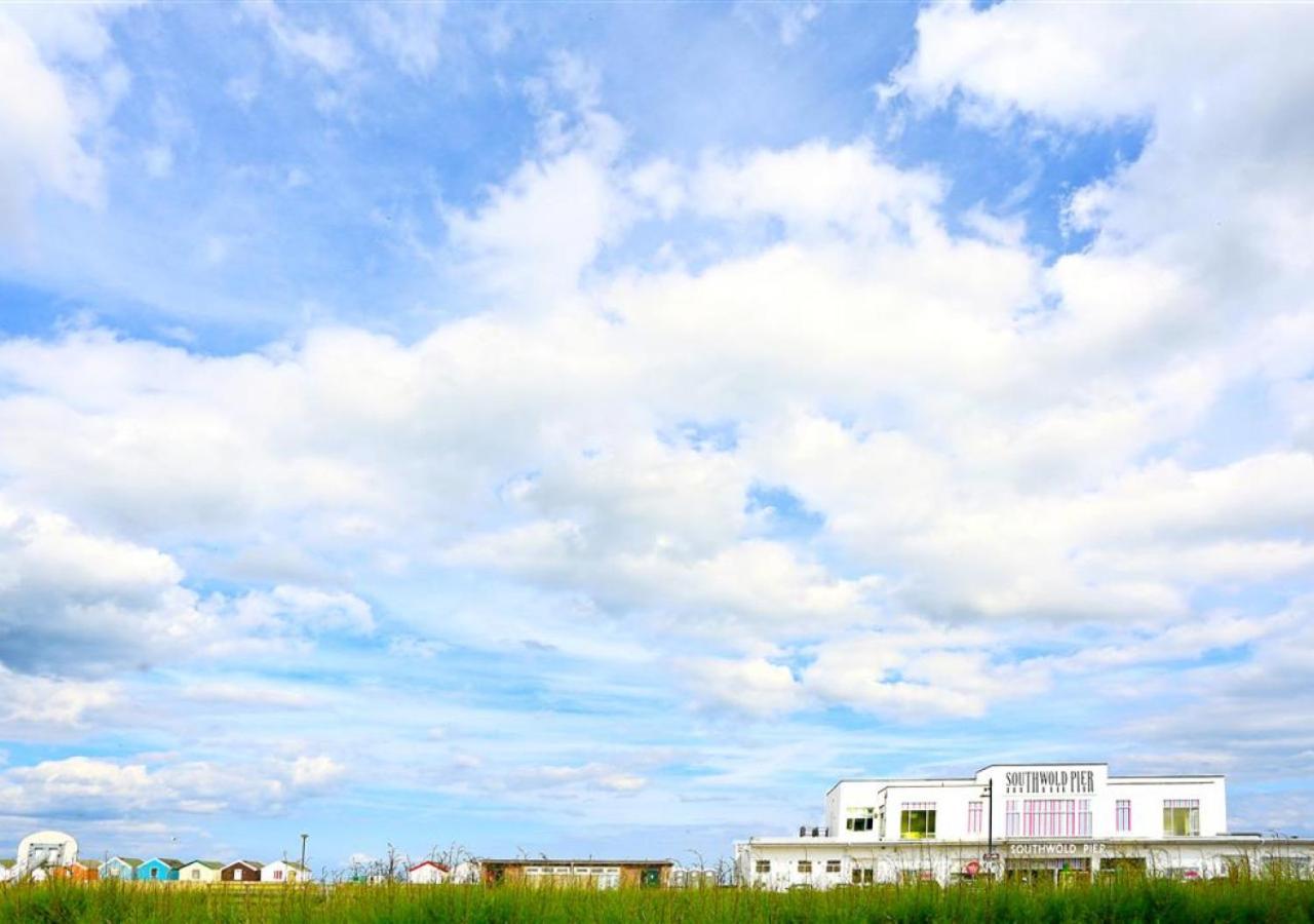 Sea View Villa Southwold Exterior photo